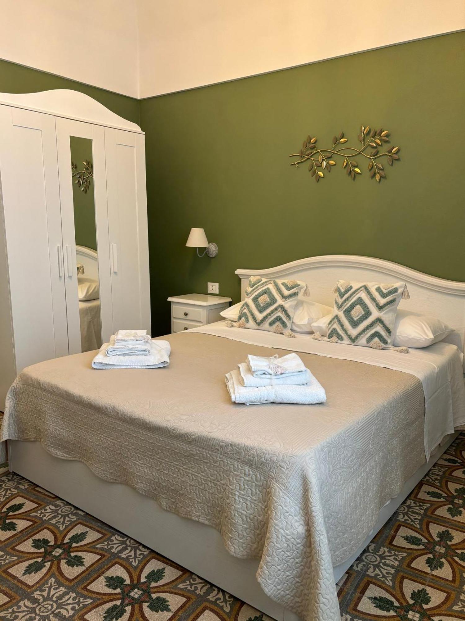 Dimora Della Nonna-Luxury Home Mola di Bari Ngoại thất bức ảnh